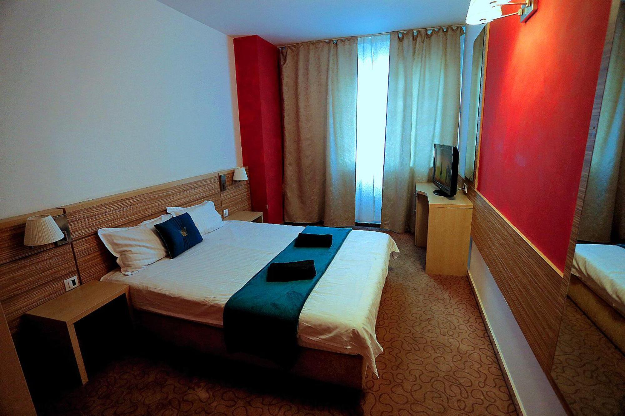 Cataleya Suites Aparthotel Бухарест Экстерьер фото